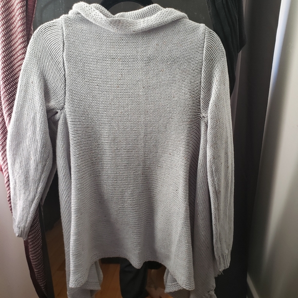 Light blue knit sweater sz sm - Picture 2 of 3
